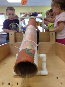 Kids learning about gravity Kids learning about gravity
